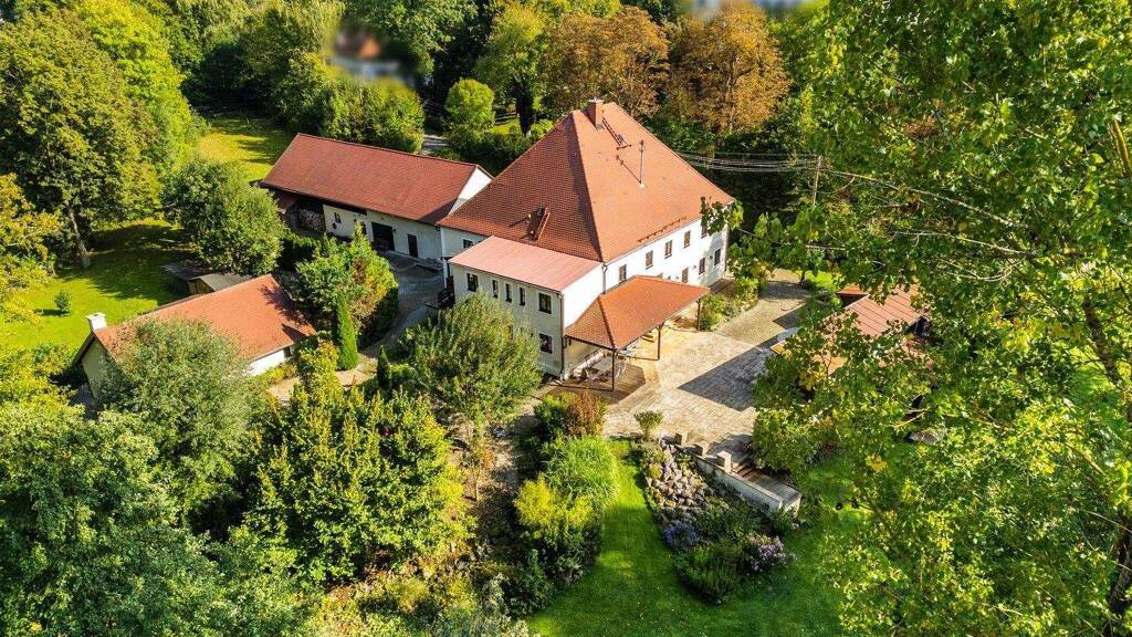 Einfamilienhaus zum Kauf provisionsfrei 2.650.000 € 15 Zimmer 480 m² 6.939 m² Grundstück Weyhern Egenhofen 82281