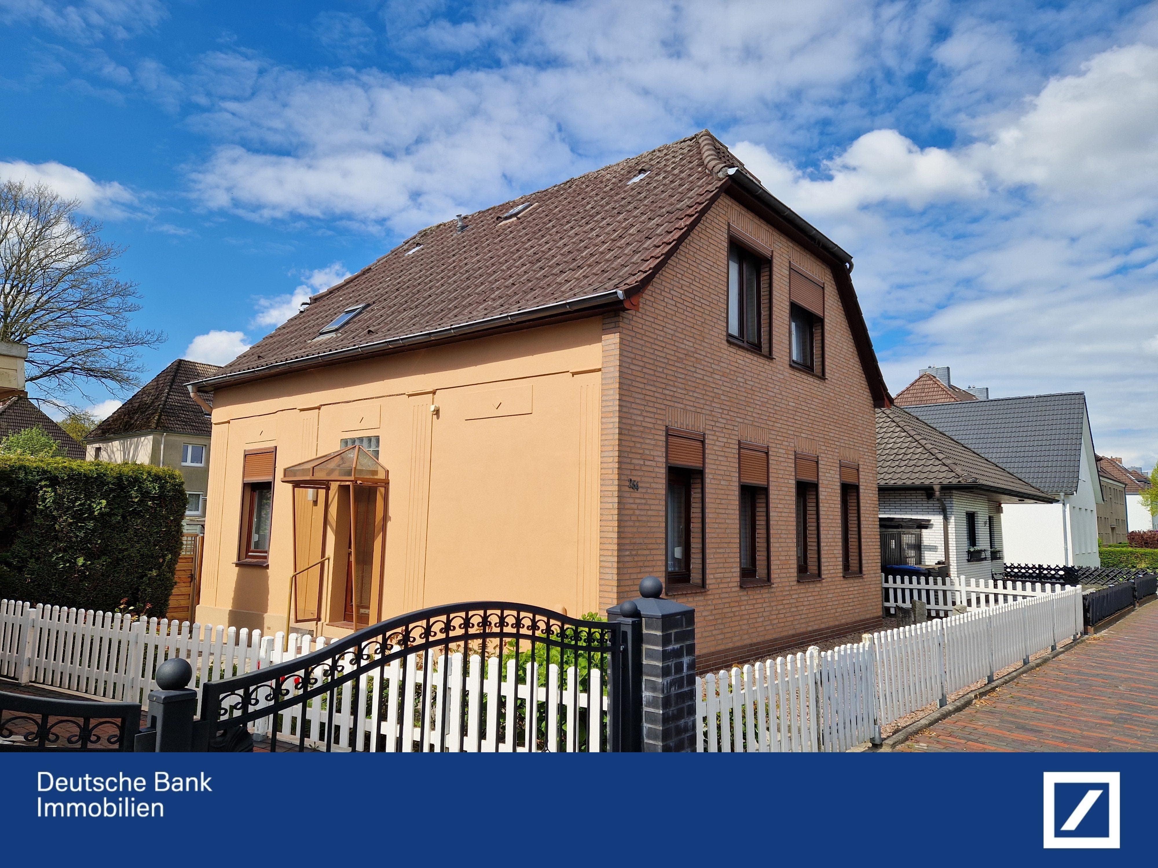 Einfamilienhaus zum Kauf 179.000 € 7 Zimmer 96,7 m²<br/>Wohnfläche 546 m²<br/>Grundstück Neuengroden Wilhelmshaven 26382