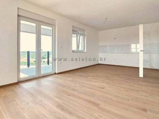 Wohnung zum Kauf - Erstbezug 280.000 € 4 Zimmer 82 m² Geschoss 2/3 Poreč 52440
