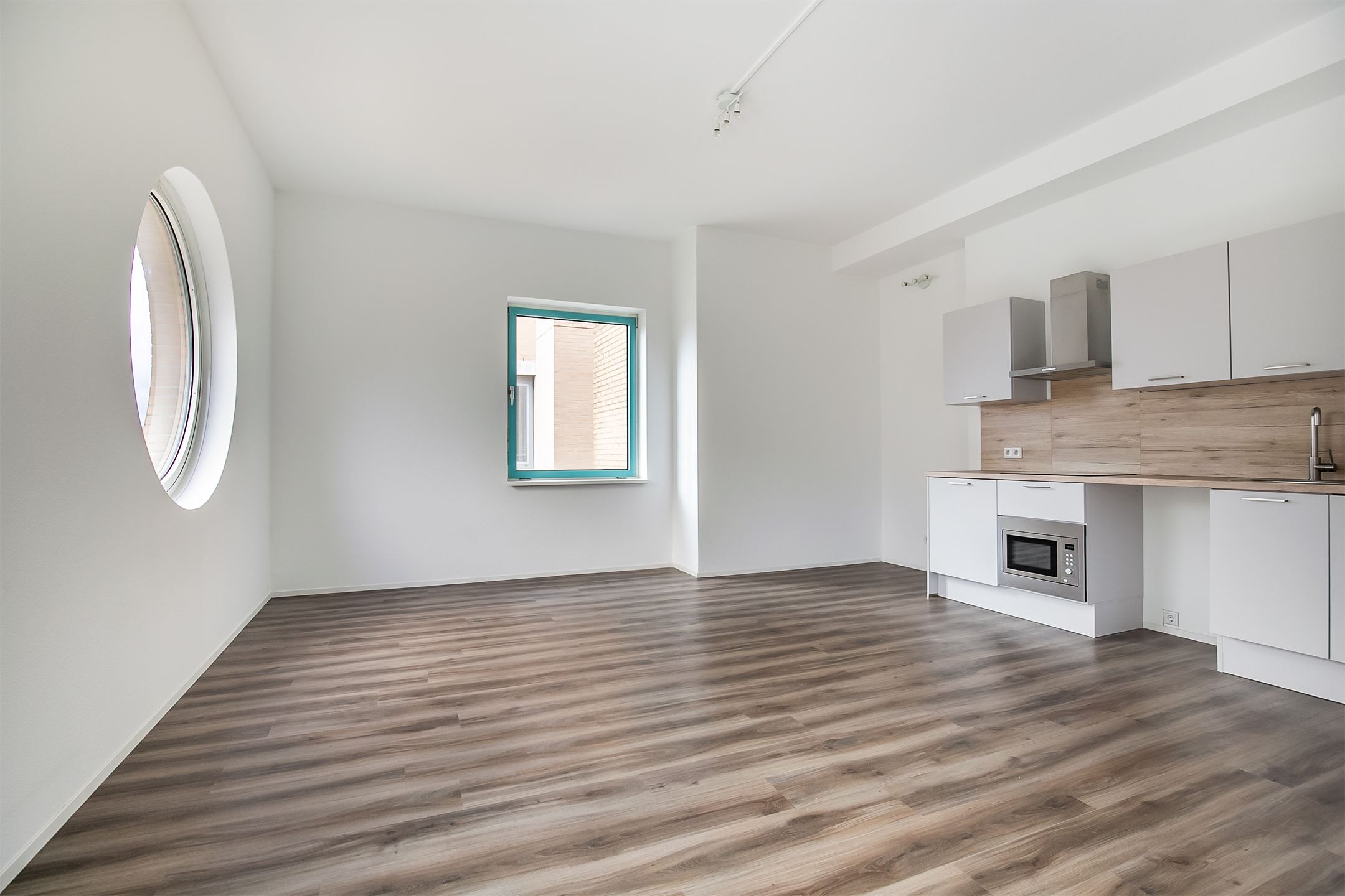 Wohnung zur Miete 700 € 2 Zimmer 70 m²<br/>Wohnfläche Bahnhofstraße Bahnhofsviertel Regensburg 93047