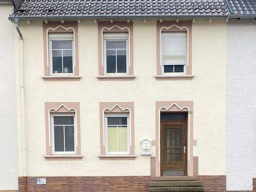 Einfamilienhaus zum Kauf 149.000 € 5 Zimmer 125,8 m² 343 m² Grundstück Hochwaldstraße X Losheim Losheim am See 66679