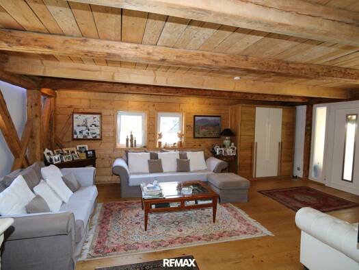Immobilie in Bleiberg-Kreuth - Einfamilienhaus zum Kauf - Bleiberg-Kreuth - 475.000 € - 4 Zimmer, 180 m², 1.744 m² Grundstück - Bild 1