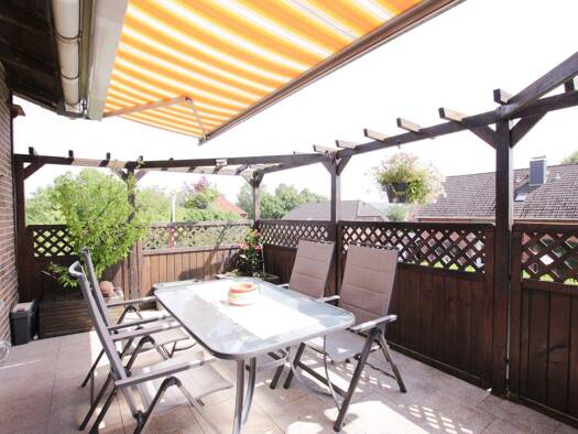 Wohnung zur Miete 860 € 4 Zimmer 108 m² 1. Geschoss Lüdersfeld 31702