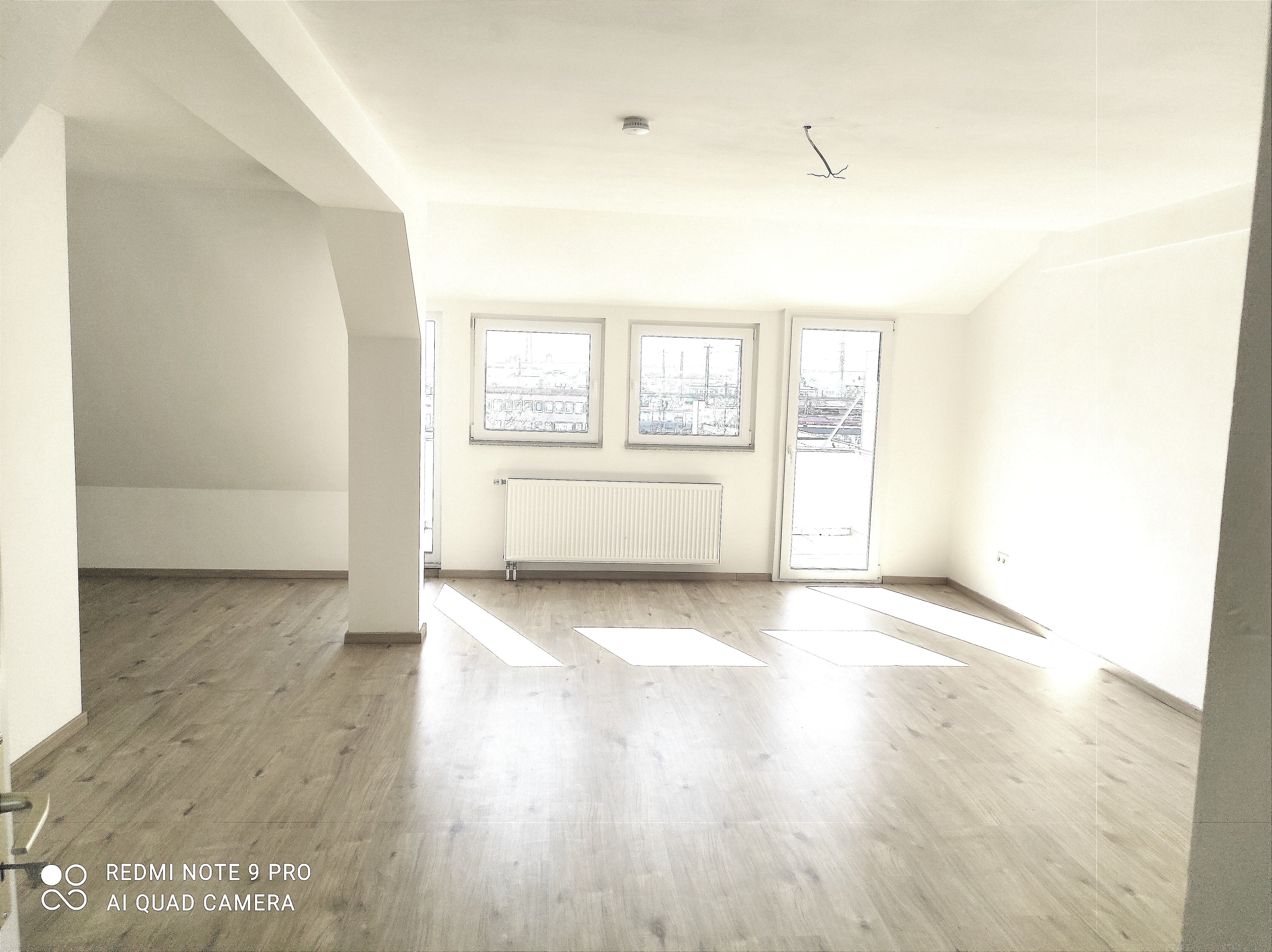 Wohnung zur Miete 864 € 2,5 Zimmer 65 m²<br/>Wohnfläche 4.<br/>Geschoss ab sofort<br/>Verfügbarkeit Daimlerstr. 8c Südost Hanau 63450