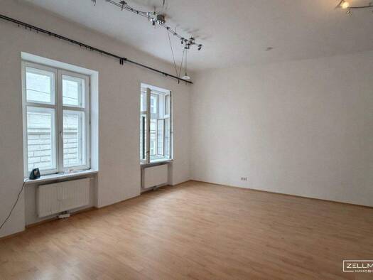 Wohnung zur Miete 775 € 2 Zimmer 72 m² frei ab 01.03.2026 Kirchenplatz Wien 1230