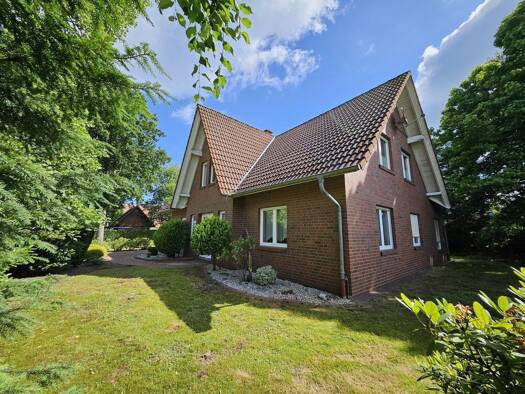 Einfamilienhaus zur Miete 1.600 € 7 Zimmer 200 m² 843 m² Grundstück Sevelten Cappeln (Oldenburg) 49692