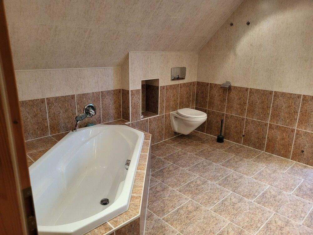 Property thumbnail 17