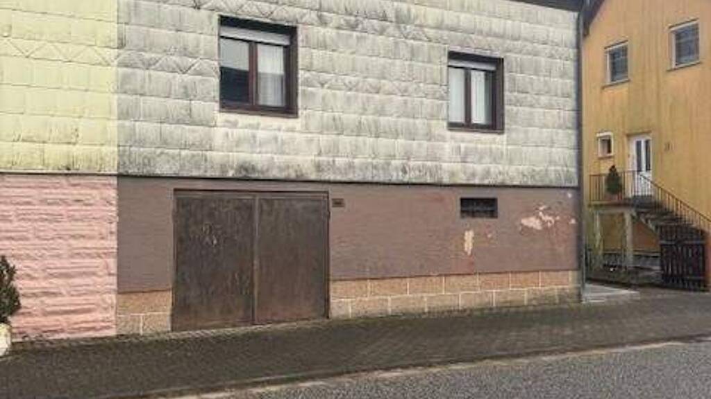 Doppelhaushälfte zum Kauf 130.000 € 6 Zimmer 132 m² 379 m² Grundstück Oberbexbach Bexbach- Höchen 66450