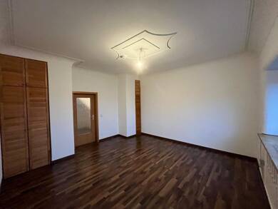 Wohnung zur Miete 598 € 3 Zimmer 105 m² Dachgeschoss, 2. Geschoss Thalheim/Erz. 09380