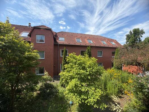 Büro zum Kauf 2.999.999 € 3.100 m² Bürofläche Vöhrum Peine 31228