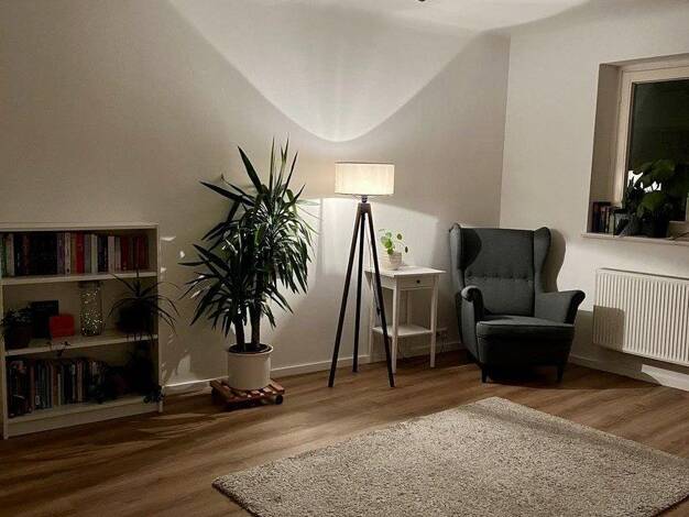 Wohnung zur Miete 1.315 € 3 Zimmer 72 m² EG frei ab 01.10.2026 Hahnstraße 17 Süd Süd 70199