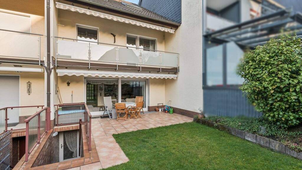 Reihenmittelhaus zum Kauf 446.000 € 5 Zimmer 149,5 m² 189 m² Grundstück Wald Solingen 42719