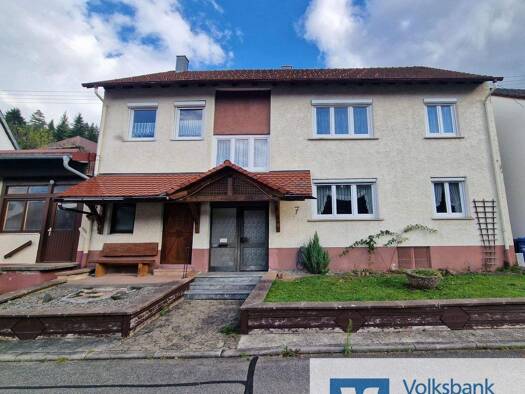 Einfamilienhaus zum Kauf 230.000 € 8 Zimmer 120 m² 919 m² Grundstück Unterdigisheim Meßstetten 72469