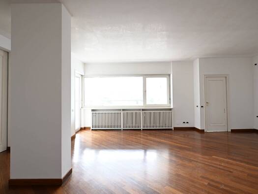 Penthouse zur Miete 2.200 € 5 Zimmer 162 m² 8. Geschoss Bozen 39100