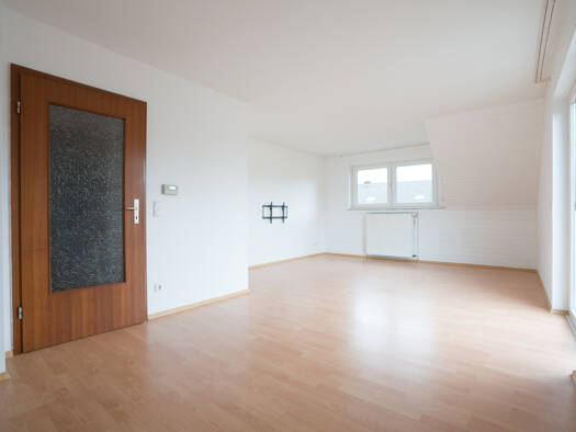 Wohnung zur Miete 760 € 3 Zimmer 80 m² Geschoss 2/3 frei ab 15.05.2026 Unkel 53572