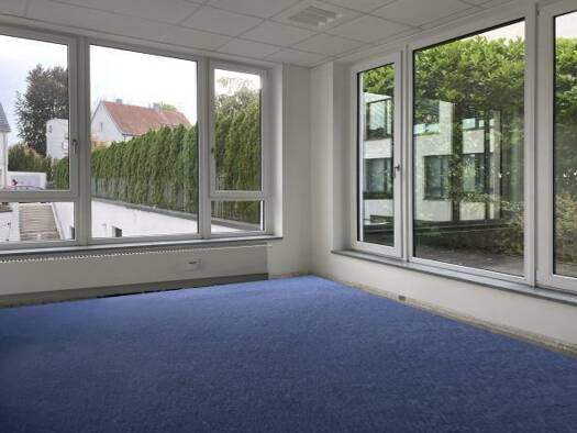 Praxis zur Miete 4.588 € 8 Zimmer 367 m² Bürofläche Galgenberg Regensburg 93053