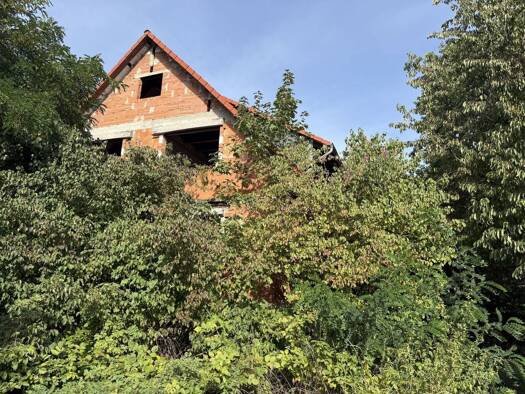 Mehrfamilienhaus zum Kauf 600.000 € 10 Zimmer 332 m² 1.695 m² Grundstück Berenbostel Garbsen 30827