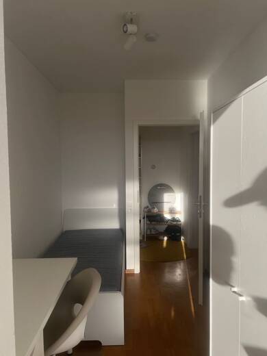 Wohnung zur Miete 490 € 1 Zimmer 23 m² 1. Geschoss frei ab sofort Am Niddatal 7 Hausen Frankfurt am Main 60488