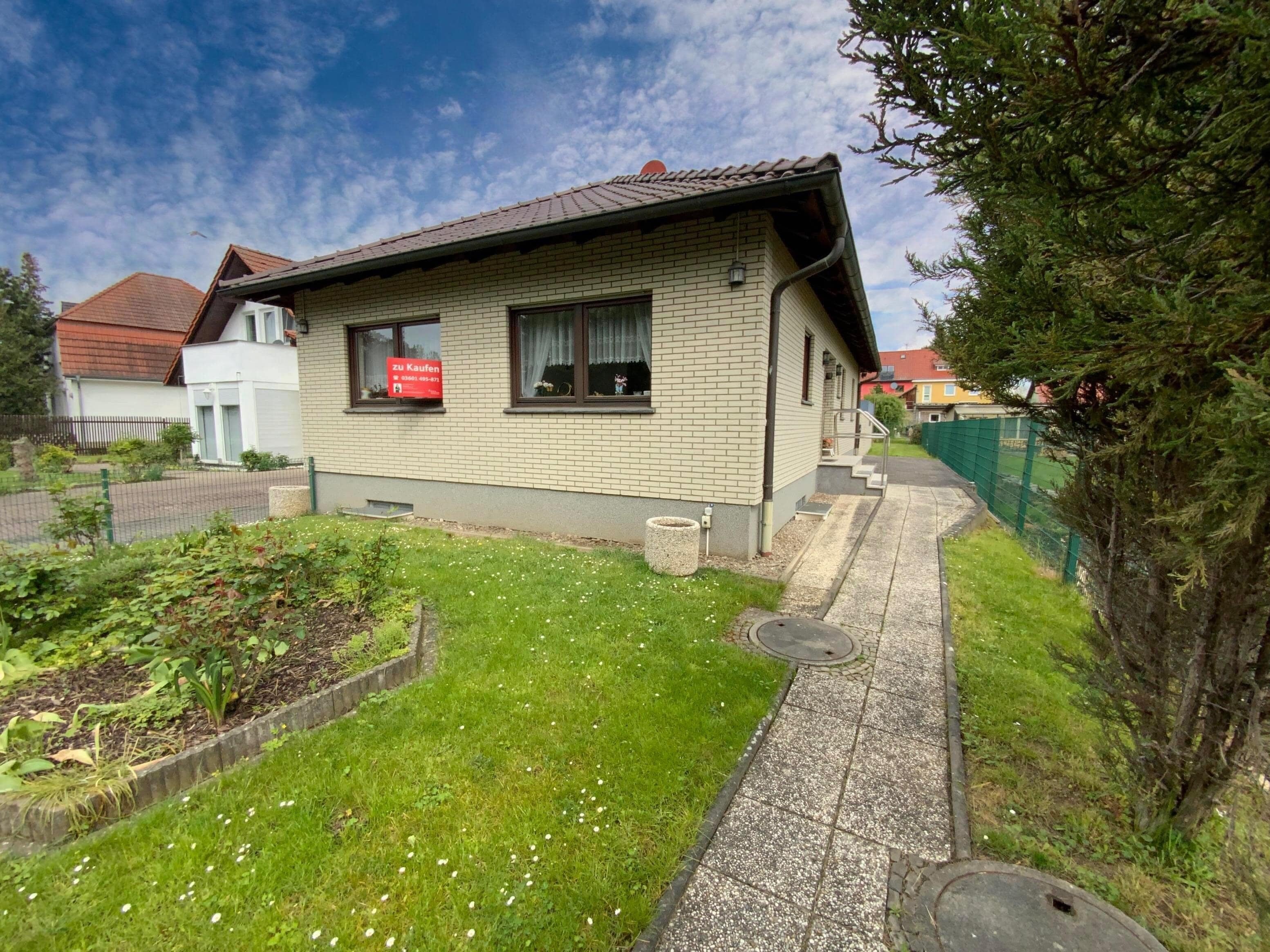 Bungalow zum Kauf 249.000 € 4 Zimmer 109 m²<br/>Wohnfläche 642 m²<br/>Grundstück Mühlhausen Mühlhausen 99974