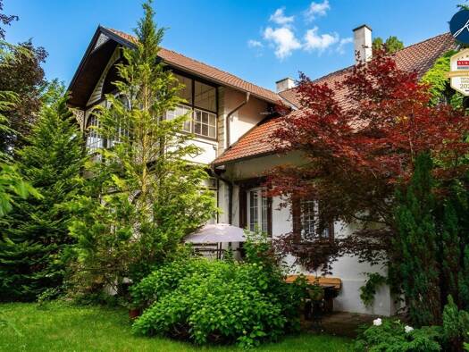 Villa zum Kauf 498.000 € 10 Zimmer 380 m² 2.391 m² Grundstück frei ab 01.09.2026 Edlitz 2842