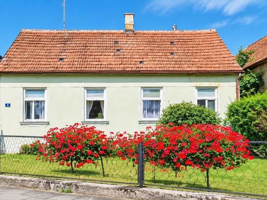Einfamilienhaus zum Kauf 235.000 € 3 Zimmer 75 m² 1.040 m² Grundstück Ulrichskirchen-Schleinbach 2123