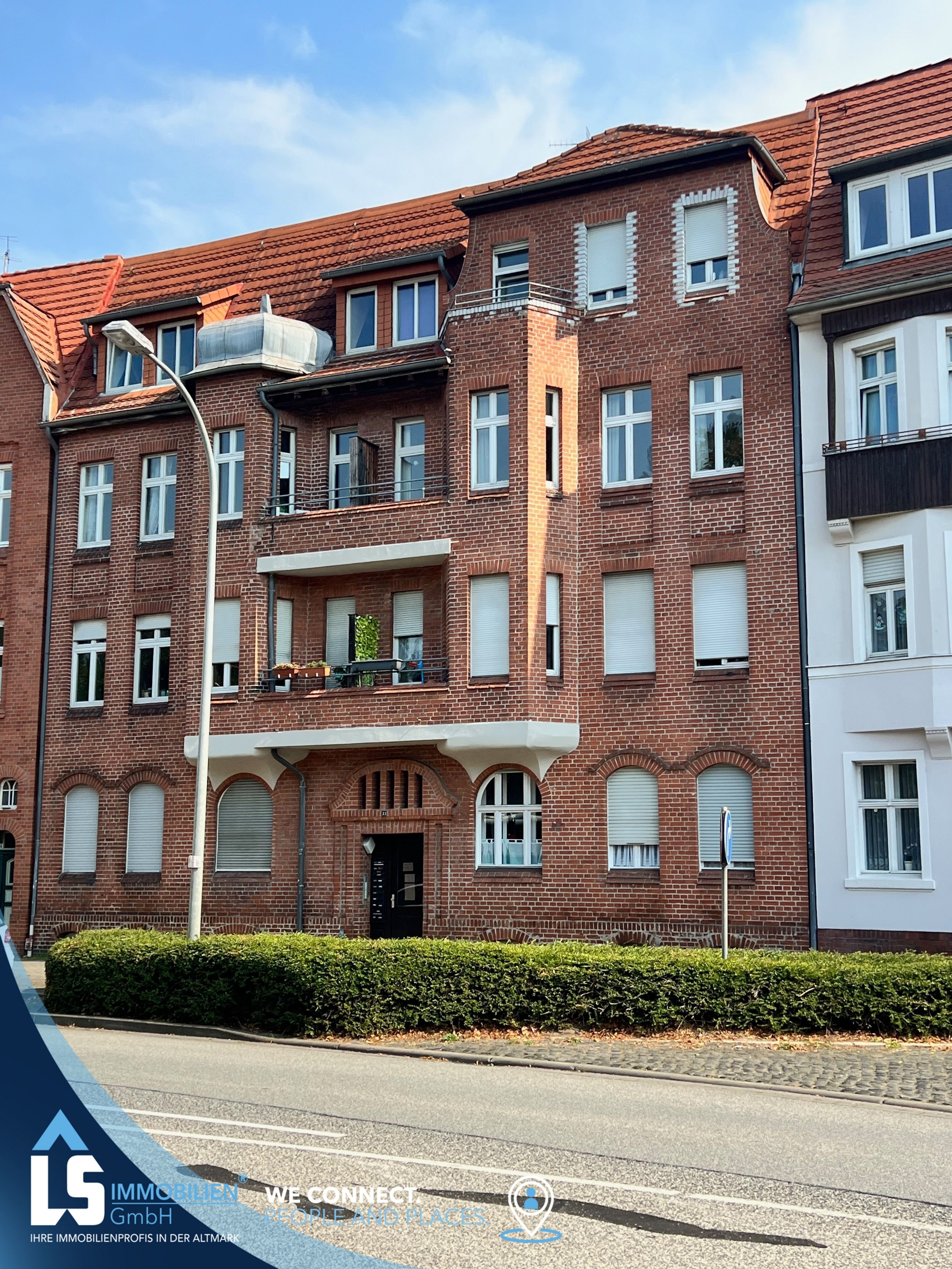 Mehrfamilienhaus zum Kauf als Kapitalanlage geeignet 745.000 € 27 Zimmer 632,7 m²<br/>Wohnfläche 579 m²<br/>Grundstück Südwall 33 Stendal Stendal 39576