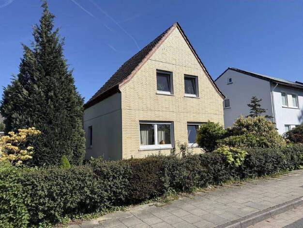 Einfamilienhaus zum Kauf 259.000 € 5 Zimmer 127 m² 528 m² Grundstück Fähr-Lobbendorf Nord 28755