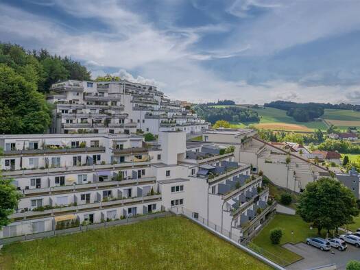 Wohnung zur Miete 550 € 2 Zimmer 60,3 m² 5. Geschoss frei ab sofort Haidenhof-Süd Passau 94036