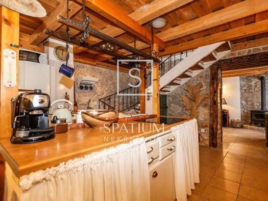 Einfamilienhaus zum Kauf 650.000 € 6 Zimmer 148 m² Grižane-Belgrad, Vinodolska Općina Grižane-Belgrad 51253