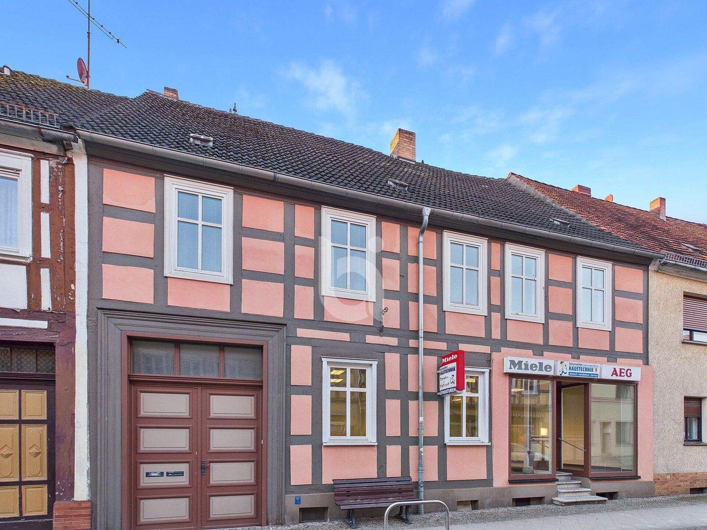 Haus zum Kauf - Ansicht 2