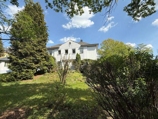 Mehrfamilienhaus zum Kauf 10 Zimmer 327 m² 2.139 m² Grundstück Innenstadt Hof 95028