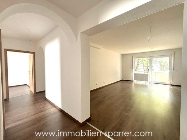 Wohnung zur Miete 990 € 4 Zimmer 89,3 m²<br/>Wohnfläche ab sofort<br/>Verfügbarkeit Hammerweg Weiden in der Oberpfalz 92637