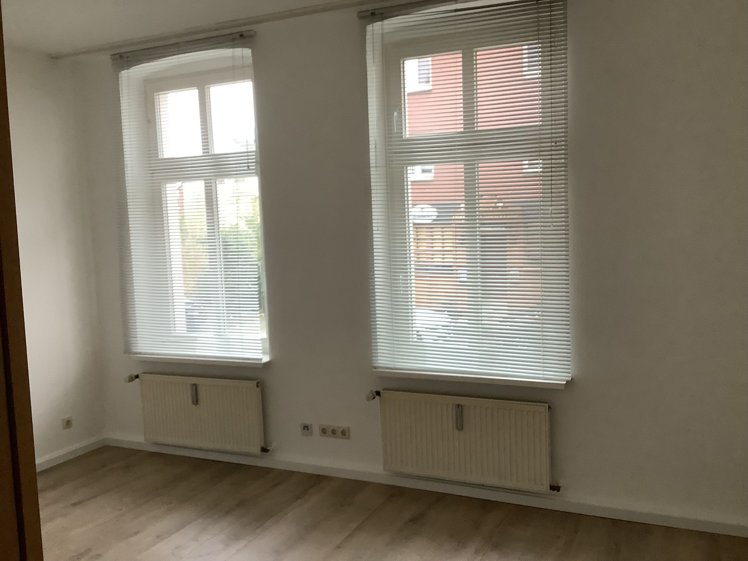 Wohnung zur Miete nur mit Wohnberechtigungsschein 270 € 2,5 Zimmer EG<br/>Geschoss 15.11.2024<br/>Verfügbarkeit Königstraße 55 König-Ludwig-Zeche Recklinghausen 45663