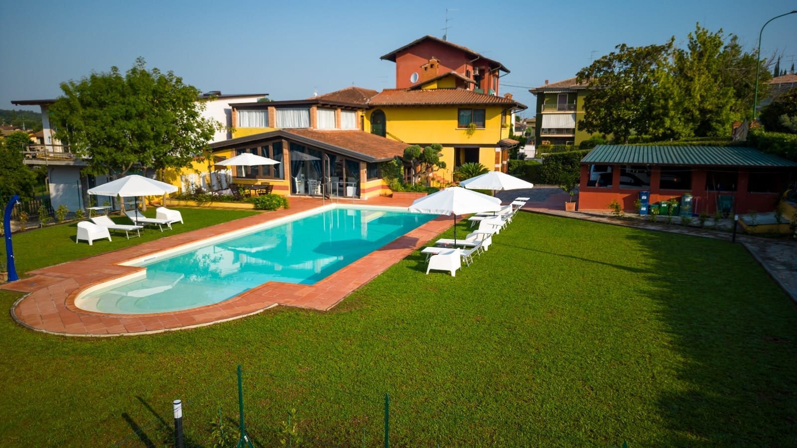 Apartmenthaus zum Kauf als Kapitalanlage geeignet 1.190.000 € 14 Zimmer 400 m²<br/>Fläche Via Brigate Italia Avesani Peschiera del Garda