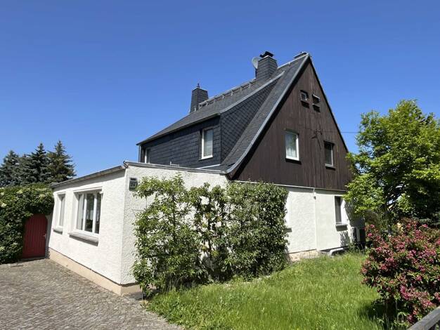 Doppelhaushälfte zum Kauf 300.000 € 4 Zimmer 100 m² 650 m² Grundstück frei ab sofort Briesnitz Dresden 01157