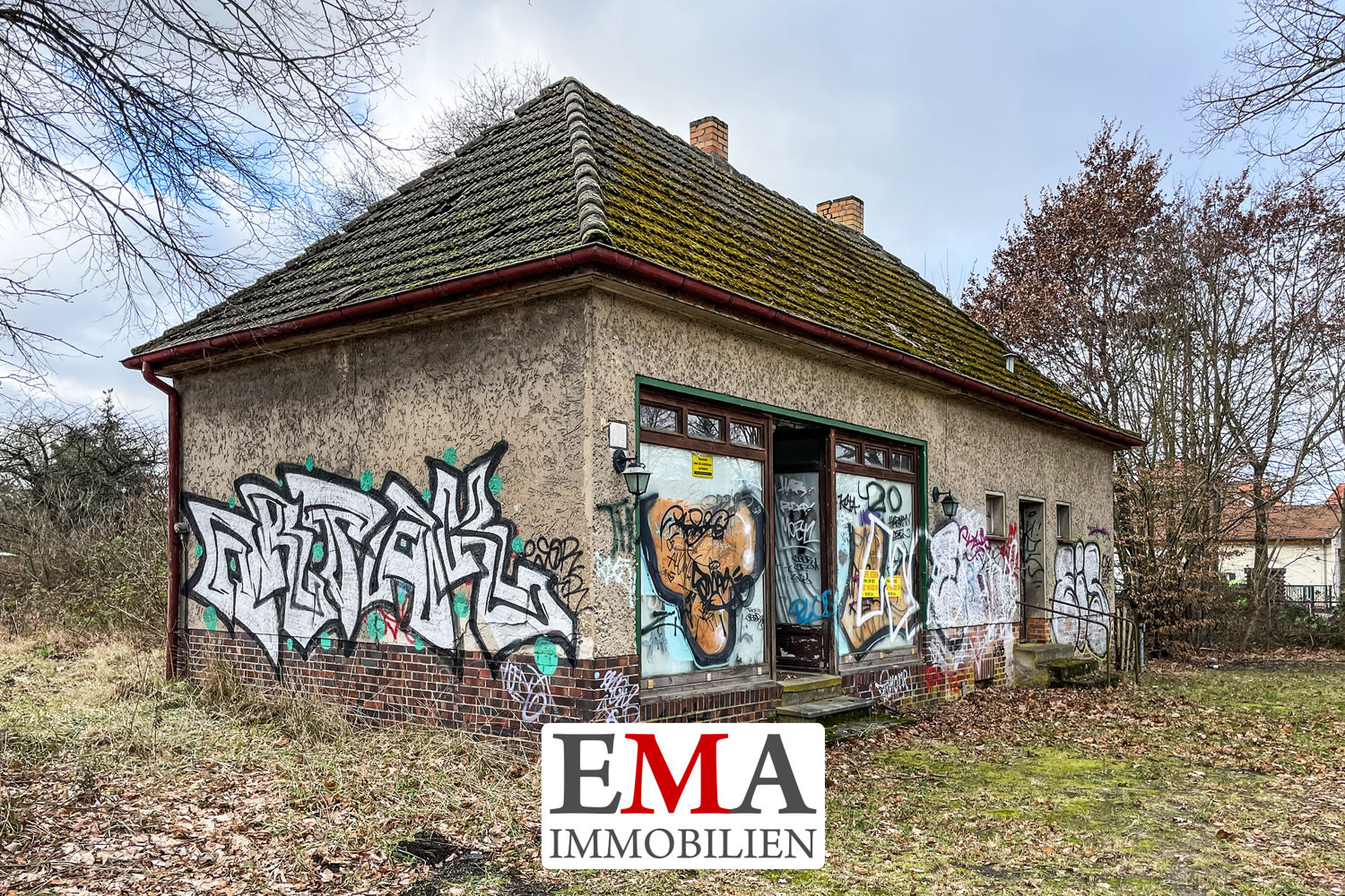 Einfamilienhaus zum Kauf 330.000 € 2 Zimmer 55 m²<br/>Wohnfläche 893 m²<br/>Grundstück Elstal Wustermark 14641