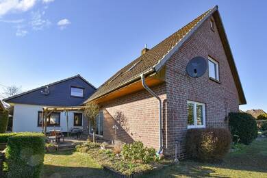 Einfamilienhaus zum Kauf 450.000 € 9 Zimmer 145 m² 1.014 m² Grundstück Seth, Holstein 23845
