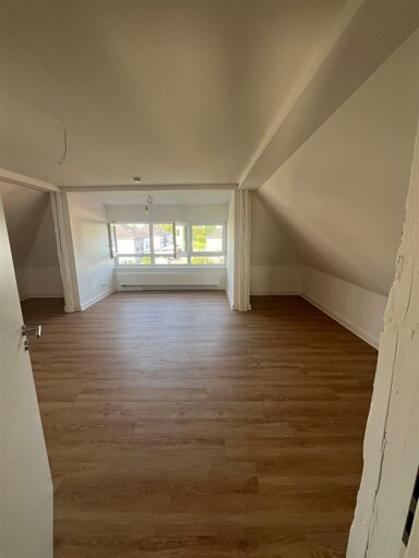 Wohnung zur Miete 700 € 3 Zimmer 62 m² 3. Geschoss frei ab sofort Lindenstraße 1 Gundelsheim , Oberfr 96163