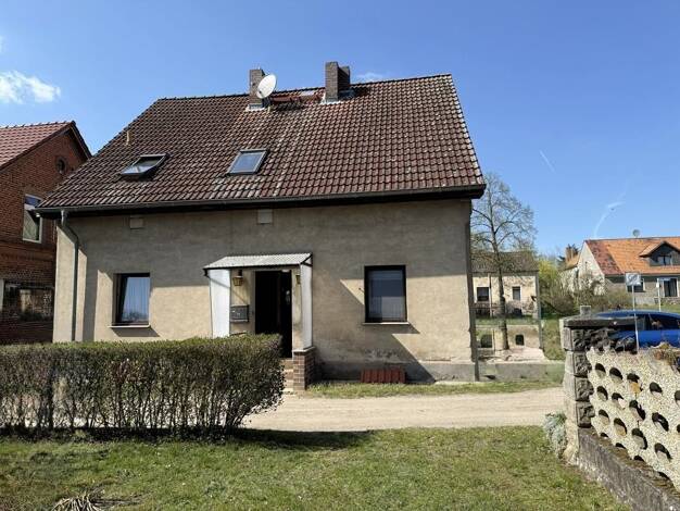 Einfamilienhaus zum Kauf provisionsfrei 220.000 € 4 Zimmer 130 m² 666 m² Grundstück frei ab sofort Klosterdorf Oberbarnim 15377