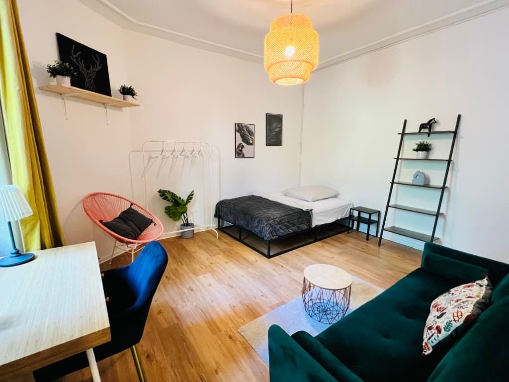 Wohnung zur Miete Wohnen auf Zeit 1.498 € 2 Zimmer 35 m²<br/>Wohnfläche ab sofort<br/>Verfügbarkeit Wriezener Straße Gesundbrunnen Berlin 13359