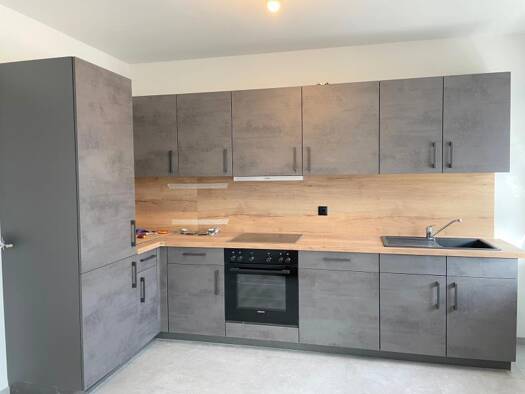 Wohnung zur Miete 950 € 2 Zimmer 73,4 m² EG Ebernhahn 56424