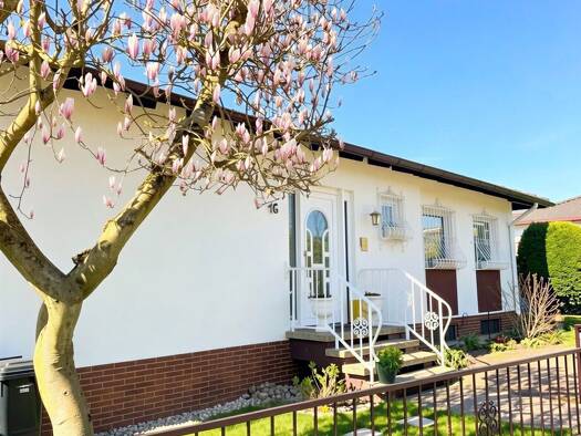 Einfamilienhaus zum Kauf 625.000 € 5 Zimmer 125 m² 623 m² Grundstück frei ab 01.05.2026 Wallau Hofheim am Taunus 65719