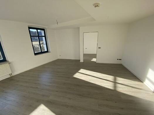 Wohnung zur Miete 300 € 2 Zimmer 50,6 m² 2. Geschoss frei ab 01.02.2026 Altenburg 04600