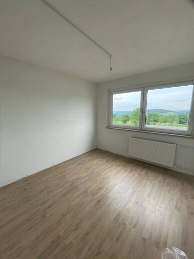Wohnung zur Miete 483 € 3 Zimmer 60,4 m² 1. Geschoss frei ab sofort Hohes Gebirge 20-24 Neustädtel Schneeberg 08289