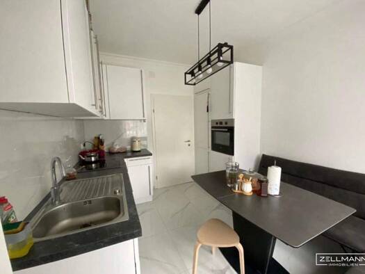 WG-Zimmer zum Kauf 260.000 € 4 Zimmer 103,2 m² 1. Geschoss Wiener Neustadt 2700