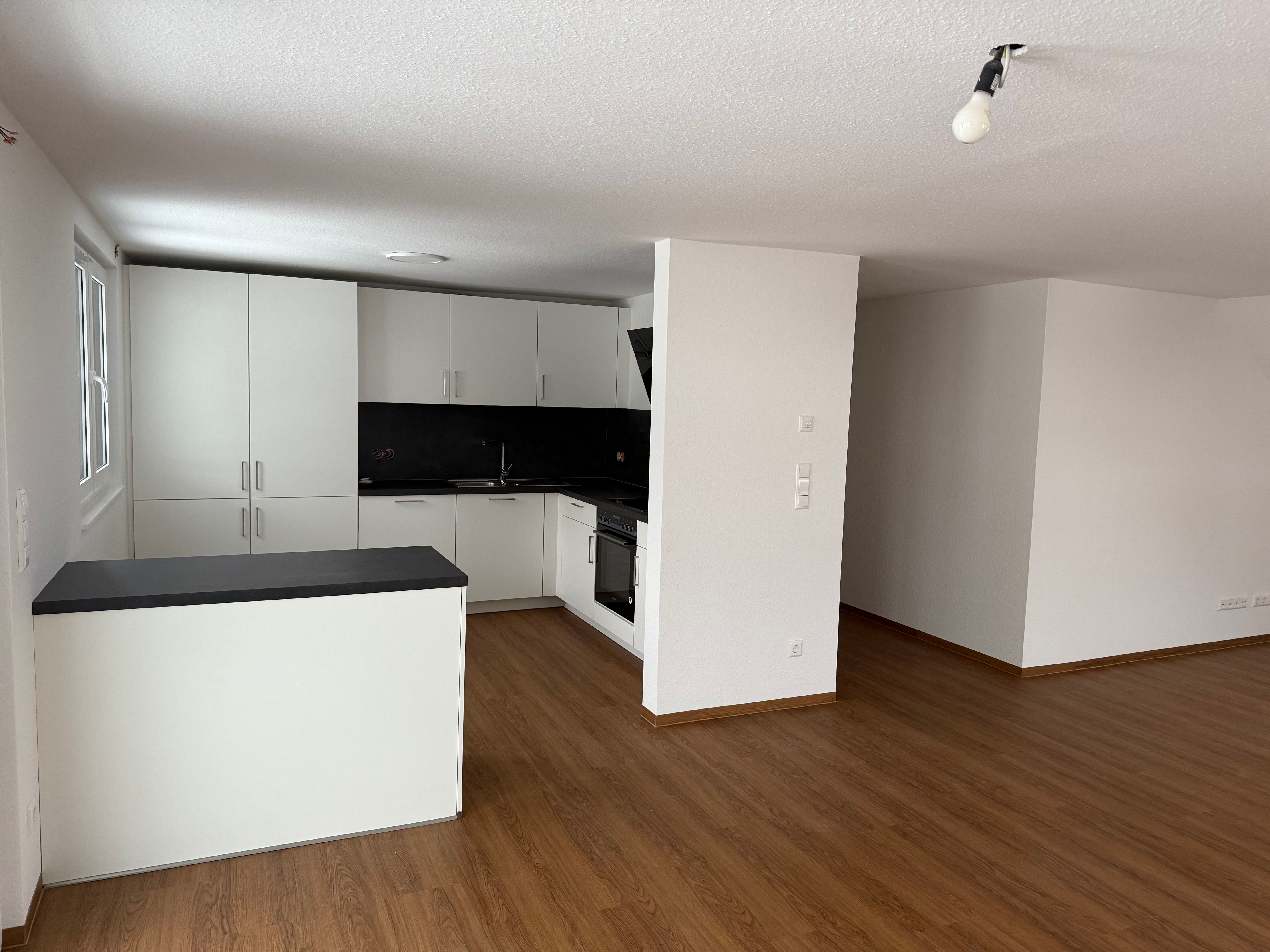 Wohnung zur Miete 898 € 3,5 Zimmer 92,1 m²<br/>Wohnfläche ab sofort<br/>Verfügbarkeit Wehingen 78564