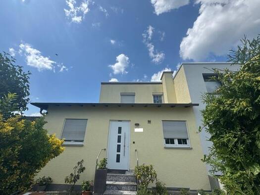 Doppelhaushälfte zum Kauf 1.080.000 € 6 Zimmer 121,1 m² 302 m² Grundstück Gonzenheim Bad Homburg vor der Höhe 61352