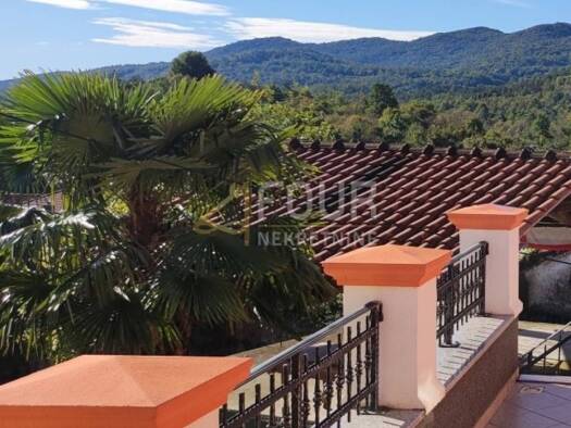 Haus zum Kauf 239.000 € 4 Zimmer 218 m² Matulji Matulji