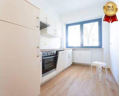 Wohnung zur Miete 899 € 3 Zimmer 77,5 m² EG Porse-Privatweg 8 Bleckenburgstraße / Jahnring Magdeburg 39104
