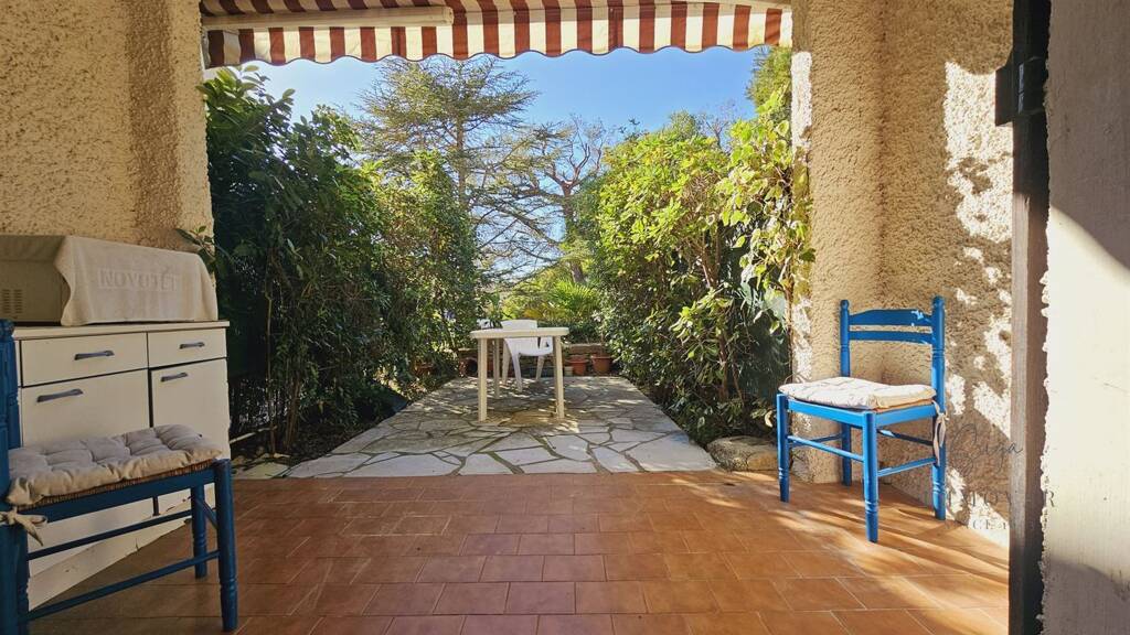 Wohnung zum Kauf 180.000 € 23 m² Village-Cagueloup-Gueissard Saint-Cyr-sur-Mer 83270